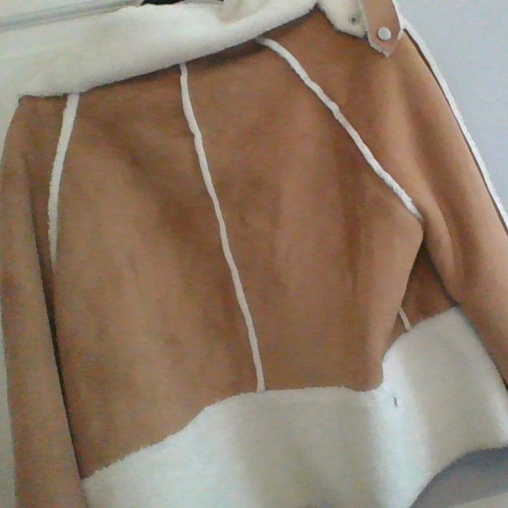 womens jacket - Picture 3 of 3